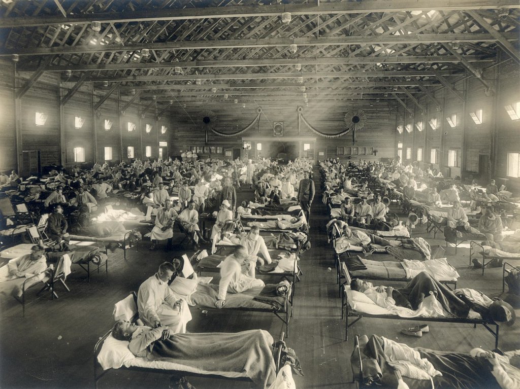 1280px-Emergency_hospital_during_Influenza_epidemic,_Camp_Funston,_Kansas_-_NCP_1603