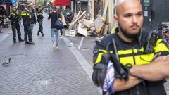 Нидерландски журналист е с опасност за живота след 5 куршума