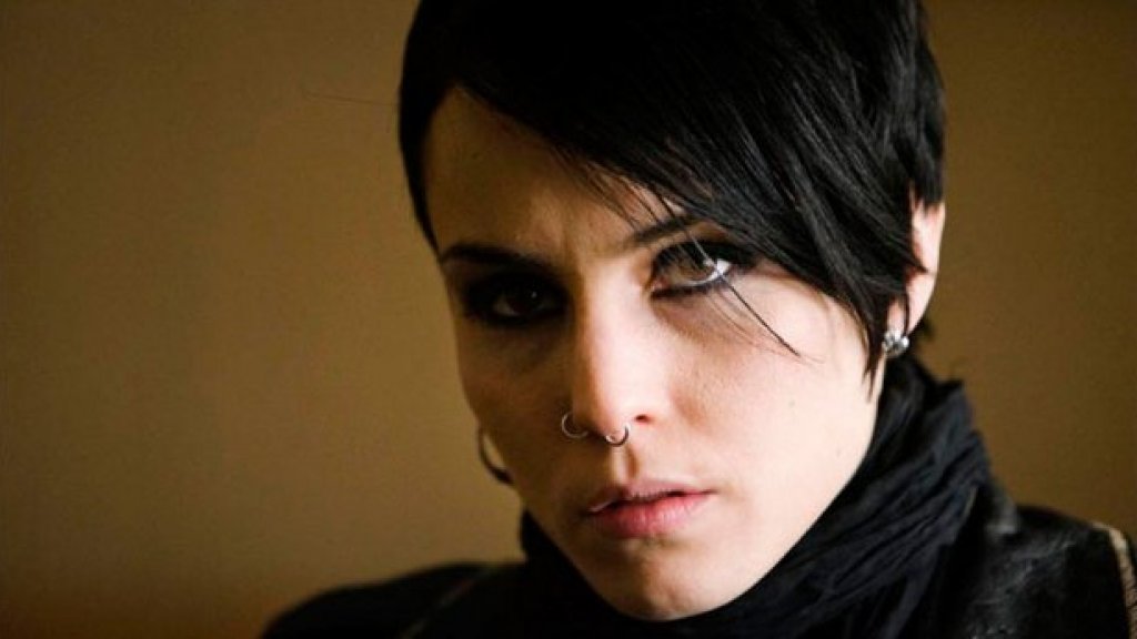 Chetvrta Kniga Za Momicheto S Tatuiraniya Drakon Webcafe Bg
