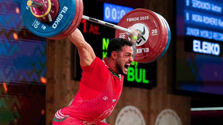 Велик Насар отново е шампион със световен рекорд!