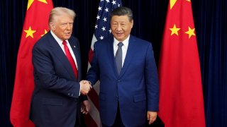 Двамата лидери проведоха среща в Южна Корея