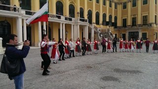 Viena_obshto_horo