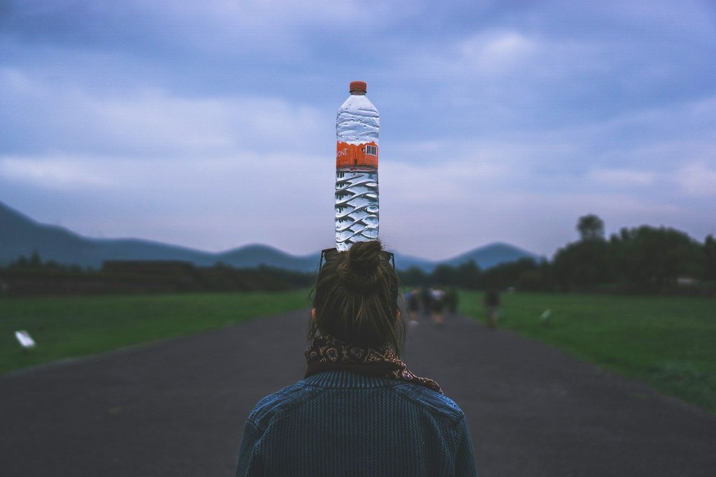 jorge-alcala-JZdLYxoEoKg-unsplash