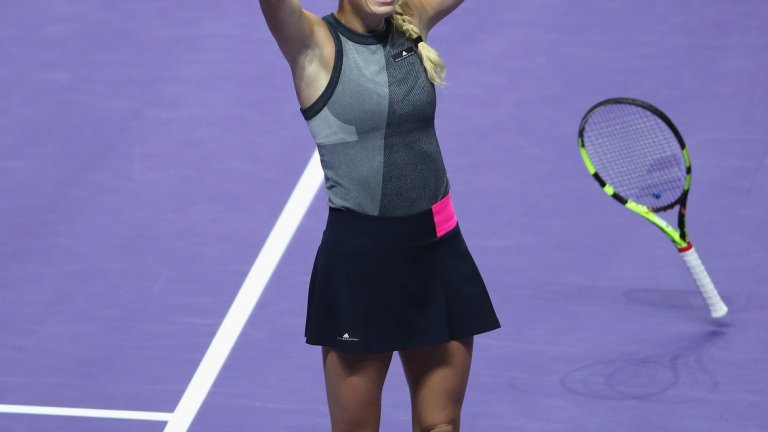 След седем поредни загуби от Винъс, този път Возняцки победи американката и завърши по блестящ начин сезона