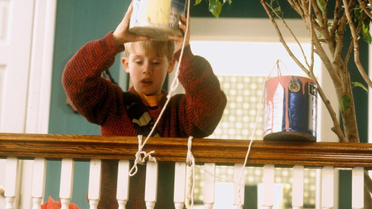 Как дойде идеята, защо снимките за малко да спрат и кой актьор беше сменен