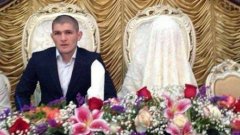 Сватбата му беше скромна за обичаите в Дагестан, а боецът не престъпи мюсюлманските канони и през цялото време булката бе забулена в бяло.