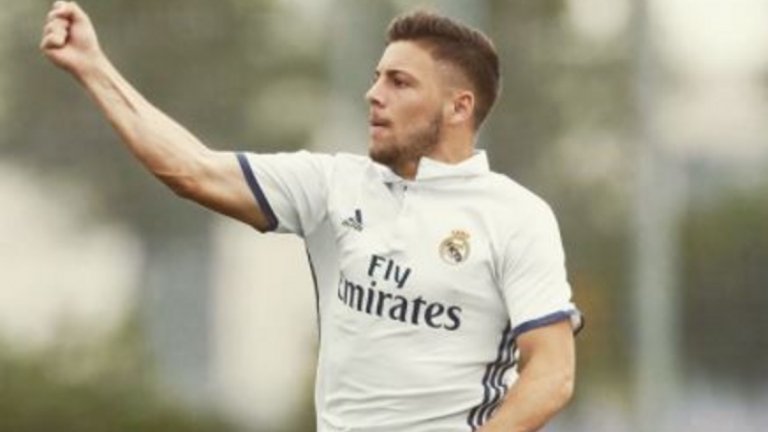 Франчу, 19 г.
Роден в Мар де Плата, Аржентина, полузащитникът пристига в Мадрид през 2009 г. Два сезона по-късно преминава в Райо, но преди началото на миналия се завърна в академията на Реал и сега ще пътува с първия отбор на „кралете“ за предсезонното турне в САЩ.