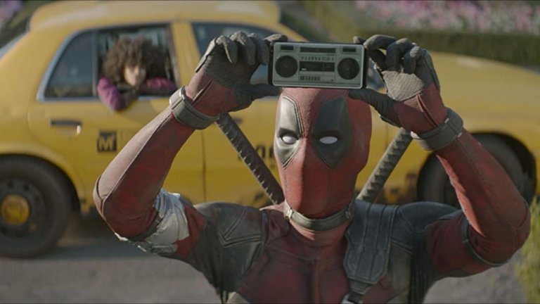 Deadpool 2
В първия си филм като каскадьорка 40-годишната Джой Харис загива при опасна сцена с мотоциклет, снимана във Ванкувър, Канада. Смъртта ѝ е приета като трагедия и обвинения не са повдигнати.