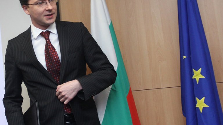 Даниел Митов отново призова партиите към отговорно публично говорене