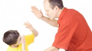 842-spanking shutterstock_48561964_960_539