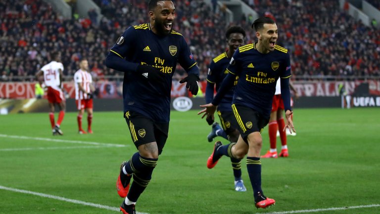 Голът на Лаказет реши мача и доближи Арсенал до следващата фаза