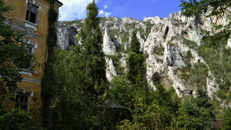 За 40 години красивата природа на Искърското дефиле се превръща в неделима част от живота на младите семинаристи