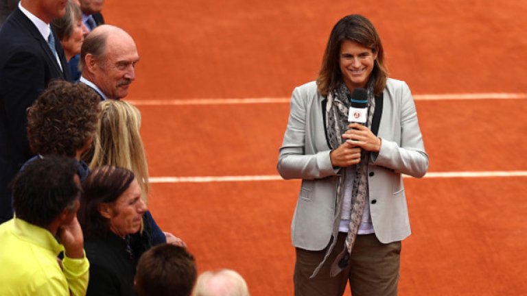 Амели Моресмо е една от най-обичаните френски тенисистки.
