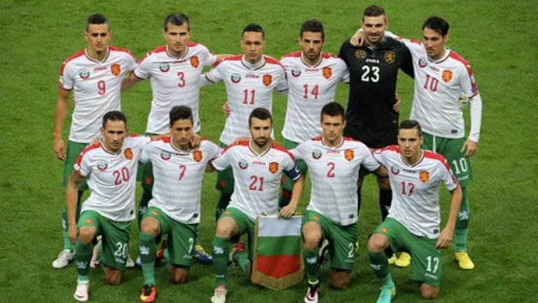 България излезе с двама пълни дебютанти в състава си, а в предни позиции действаха Марселиньо и Ивелин Попов