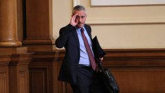 Позицията на г-н Лукарски е емоционална, вследствие на противоречивото поведение на Движение "България на гражданите", обяви заместникът му в СДС Костадин Марков