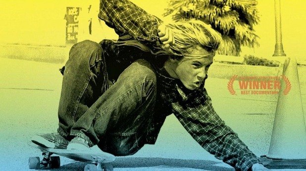 Dogtown and Z-Boys

Този документален филм от 2001 г. е носител на няколко награди и е режисиран от Стейси Пералта. Той изследва скейтборд тима Zephyr през 1970 г. (на който Пералта е член) и развитието на скейтборда като спорт. Филмът разказва историята на група тийнейджъри и тяхното влияние върху историята на скейтборд и сърфинг културата.
