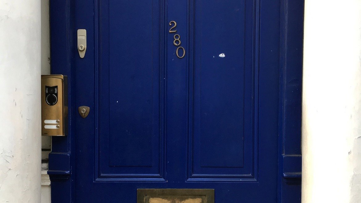 Вратата на дома на Уилям от "Нотинг Хил"