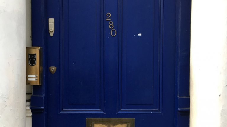 Вратата на дома на Уилям от "Нотинг Хил"