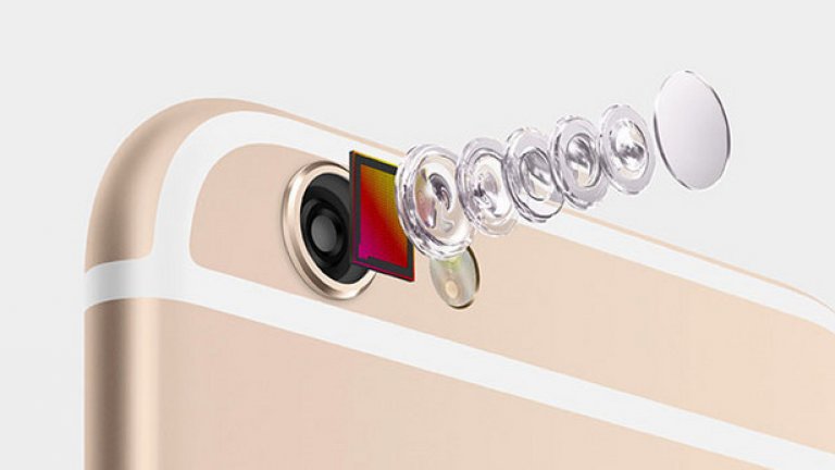 2. iPhone 6s/6s Plus/SE
 През 2016-та година iPhone сдаде първото място в мобилната фотография. На камерата във флагмана 6s „времето“ започна да й личи. Макар че все още е чудесно техническо средство, тя изглежда остарява в сравнение с някои от най-новите Andoir- базирани телефони. Някога Apple печелеха фенове заради възможностите за по-приглушени снимки с нисък контраст, вместо ярките, прекалено сатурирани снимки. 
 Добрата новина за компанията е, че камерата на iPhone остава значително по-лесна за употреба в сравнение с HTC 10 и LG G5. 
 6s: 650 долара
 6s Plus: 750 долара