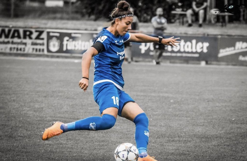 Секси българката, която прави фурор на eвропейското, но играе за Австрия