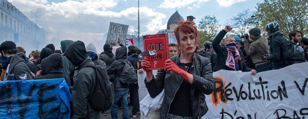 протест в париж