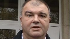 Окръжният прокурор на Варна Красимир Конов (на снимката) обяви, че арестуваният е поискал 10 000 лева, за да не привлече дадено лице към наказателна отговорност по водено от него дело