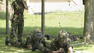 1280px-British_engineers_demining