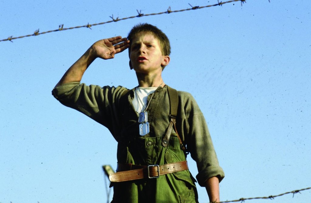 Крисчън Бейл в „Империята на слънцето“ през 1987