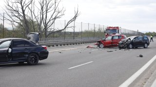 Жена загина, а още 6 души са ранени в тежка катастрофа на Северната тангента в София