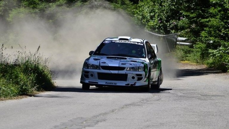 Бившият шампион в рали спринта Калин Бенчев първи заяви, че ще участва в група Е през новия рали сезон в България