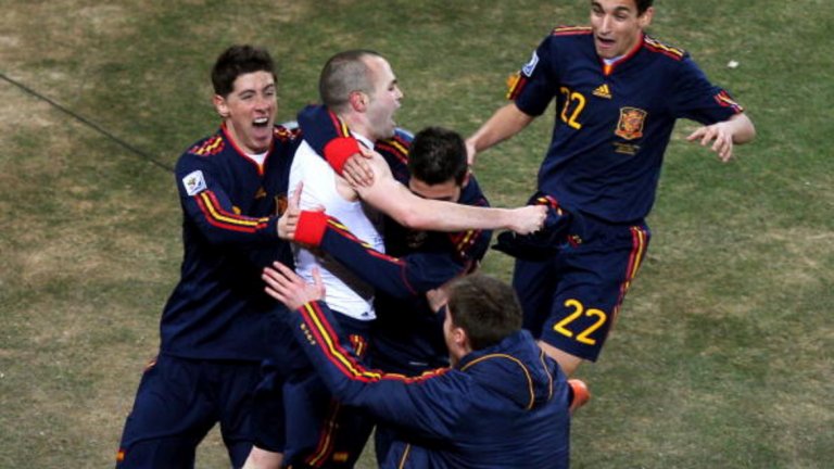 Резерви: Хесус Навас
Навас влезе в 60-ата минута на мястото на Педро. По онова време Навас риташе за родната Севиля. През 2013-а премина в Манчестър Сити, където изкара четири сезона. През миналото лято отново се завърна в Севиля.