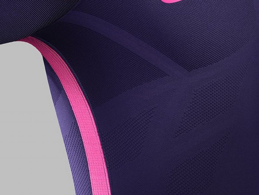 И Барса показа лилав екип