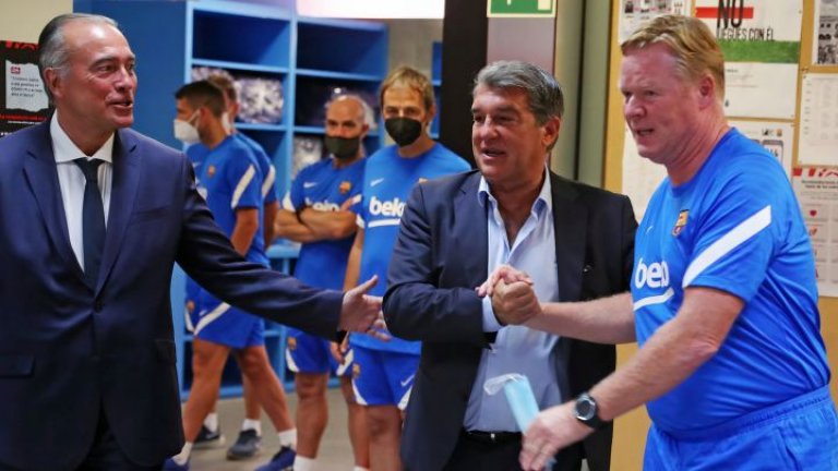 Защо в съблекалнята на Барселона са "окачили" Кристиано Роналдо за сплашване?