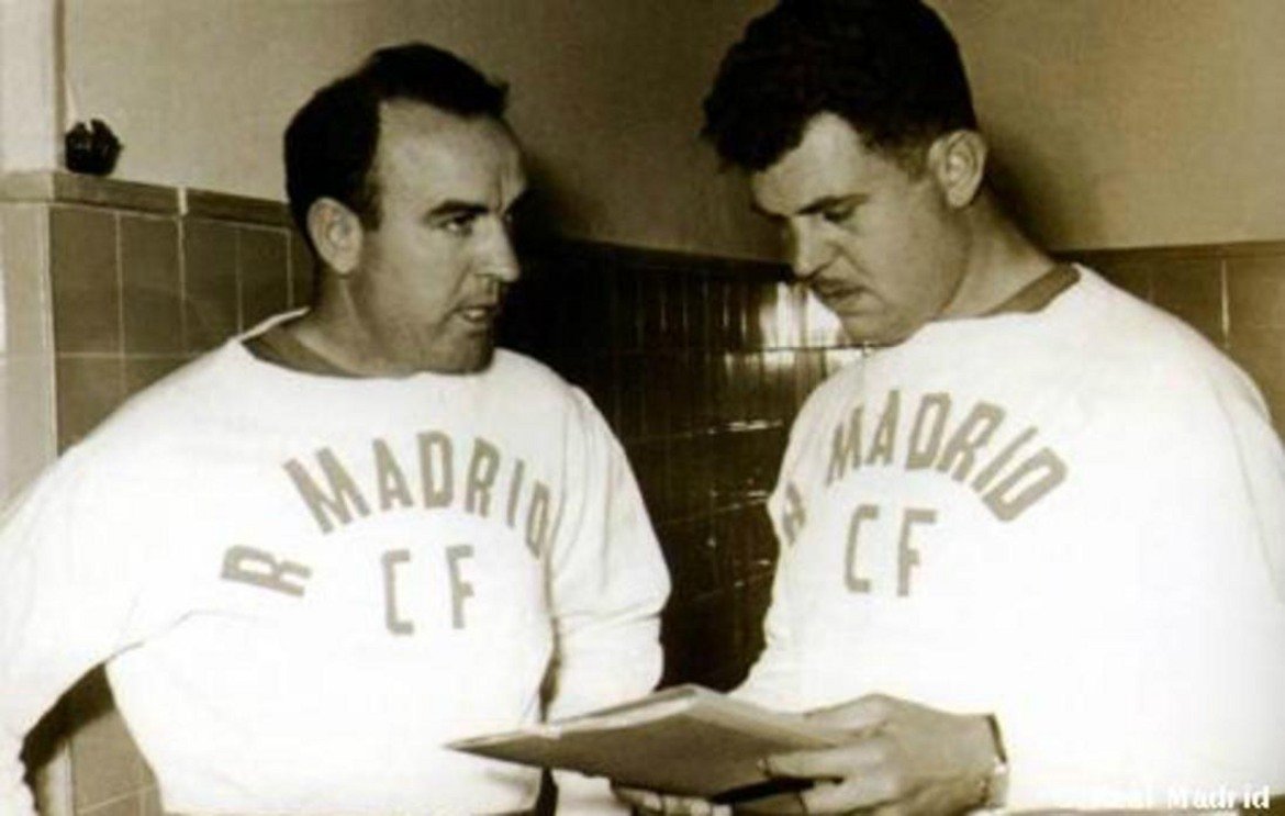 Хосе Вилалонга (1954-1957 г.) 
Испанецът, който се издига от отговорник за физическата подготовка до старши треньор на Реал, печели първите две европейски титли за тима от Мадрид. След създаването на турнира за Купата на европейските шампиони (КЕШ), отборът на Вилалонга излиза победител в двата финала срещу Реймс (4:3, 1956 г.) и Фиорентина (2:0, 1957 г.). Вилалонга е първият треньор на Реал, който прави исторически дубъл, печелейки титлата в Примера и трофея от Шампионската лига през 1957 г. Разполага със забележителна генерация, начело с прочутия Алфредо ди Стефано.
