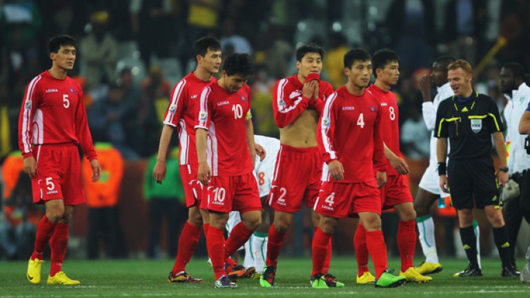 Част от наказаните футболни национали на Северна Корея
