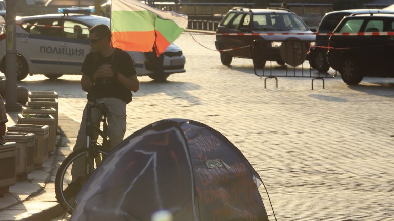 Жената не се подчинила на полицейско разпореждане и затова била арестувана