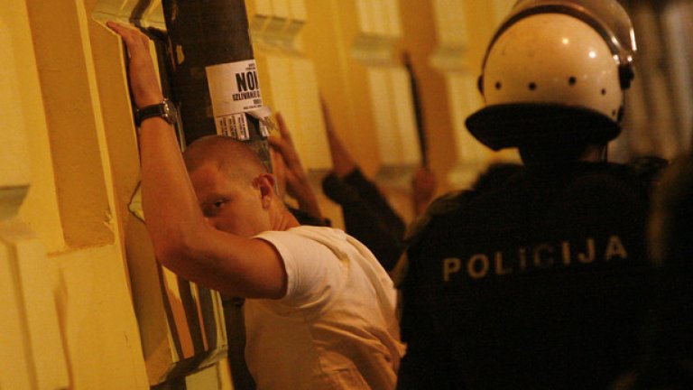 Сръбската полиция тръгна на борба с корупцията