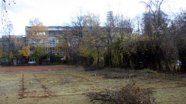 Базата на стадион "Българска армия" в момента е тъжна сянка на минало величие