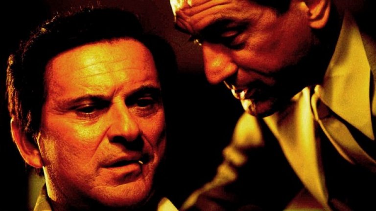 "Казино" (Casino) - 1995
Чудесен филм - отново на Мартин Скорсезе - може би малко дълъг, но жанрът си го изисква, още от времето на "Имало едно време в Америка". Филмът разказва за това как парите не миришат и как легалният и нелегалният бизнес са едно и също нещо в града на греха – Лас Вегас. Незабравими превъплъщения на Джо Пеши, Робърт Де ниро и Шарън Стоун