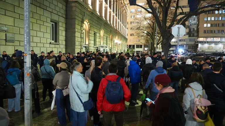 Протестът в центъра на София в сними