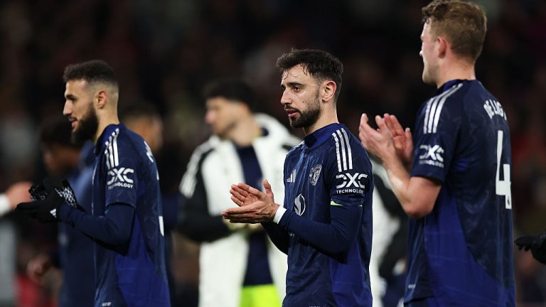 Банда посредственици и най-големият, който ги води