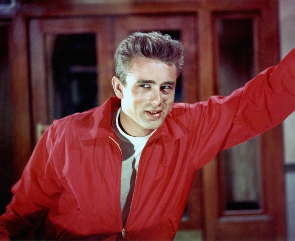 \"Бунтовник без кауза\" (Rebel wothous a Cause, 1955)
Дийн влиза в ролята на бунтуващ се тийнейджър от предградието в този филм, който рисува портрет на цяло едно поколение. Актьорът загива в автомобилна катастрофа месец преди премиерата. Изпълнениет