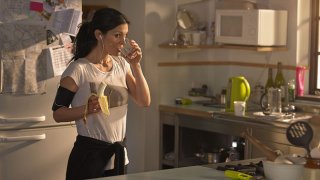 Лекарите от преди век са прави в едно: храната, която поглъщаме, се отразява на емоционалното ни състояние. Чревните микроби също вероятно имат роля в този процес.