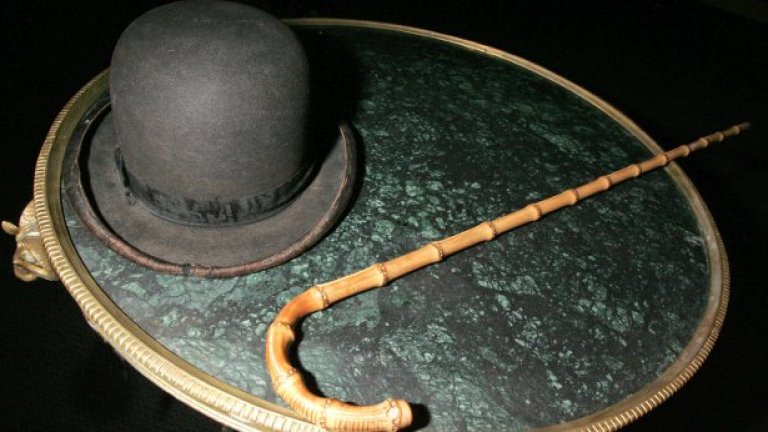 Бил ли е Чаплин комунист?