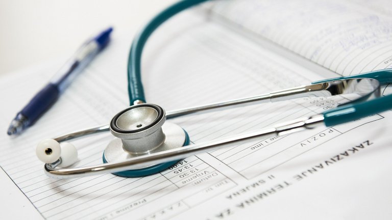 Лекарите от болницата в Карлово масово подадоха оставки