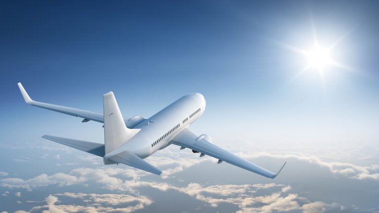 В самолета условията са подобни на тези на височина от 2400 метра.