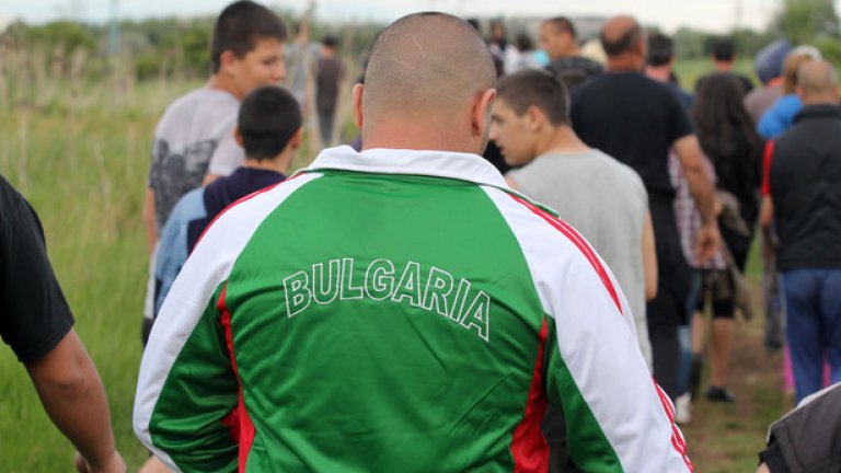 По нашите земи този ден е и повод за протест от страна на всички "големи родолюбци". Винаги някой истински патриот ще се бие в гърдите с викове "Това не е православно!" и "Имаме си хубави български празници!"