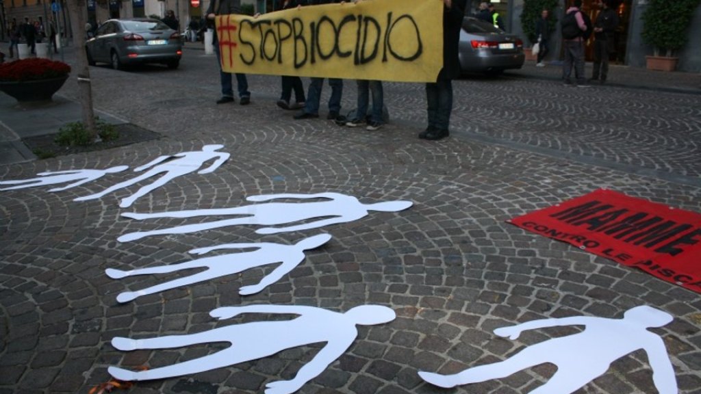 Stop Biocidio Napoli (5)