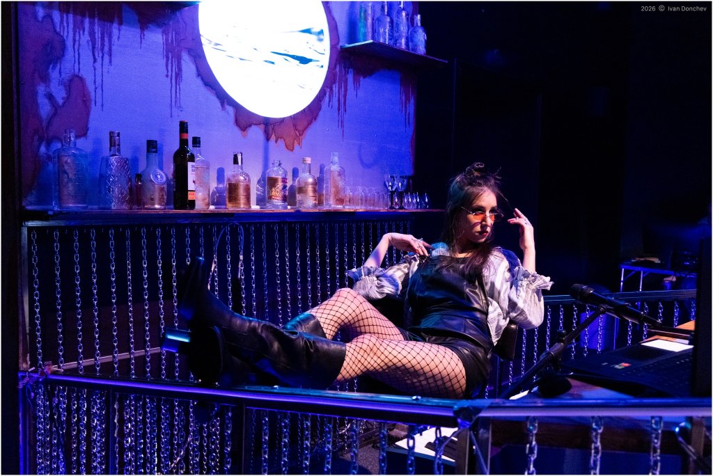 Театър София представя българската пиеса "Любов и други аварии"