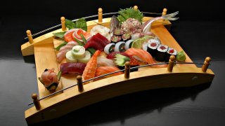 sushi-large